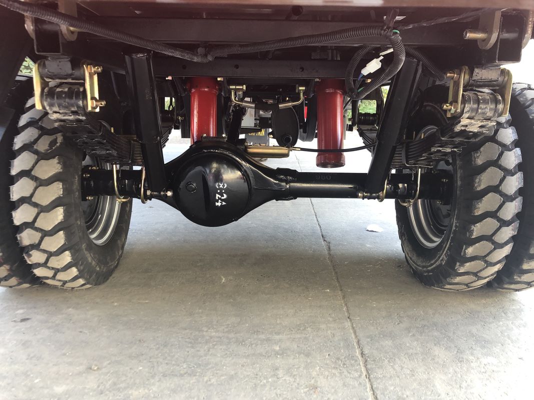 성숙한 250CC 화물 세발자전거 열려있는 체형 1700년 * 1250mm 드럼 브레이크 60km/H 최고 속도