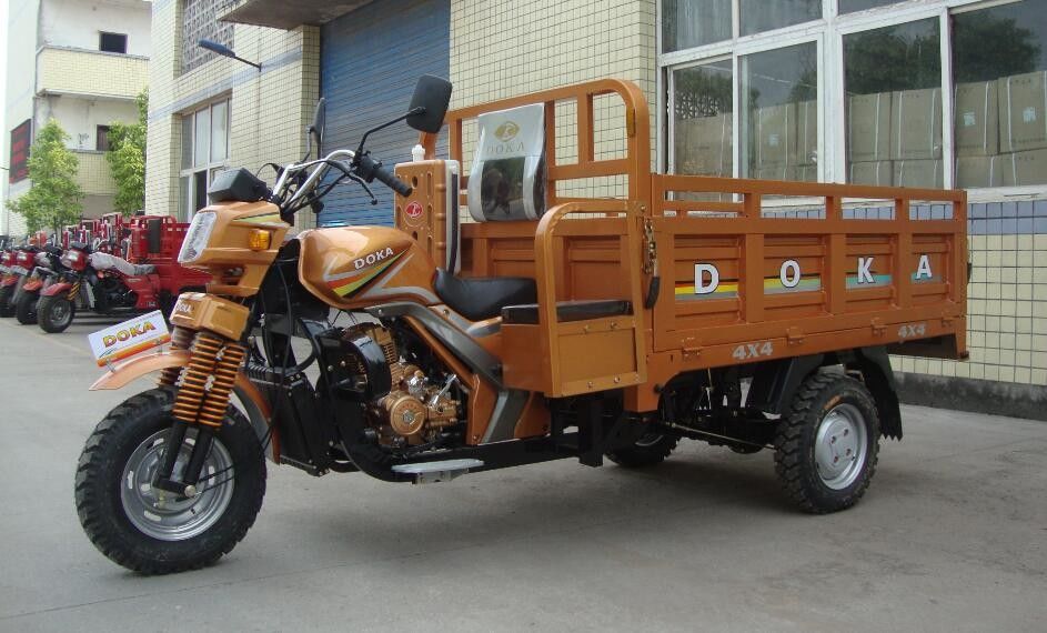 3 바퀴는 성인을 위한 포가 3 짐수레꾼을 높게 하는 세발자전거 250cc 화물 세발자전거를 자동화했습니다